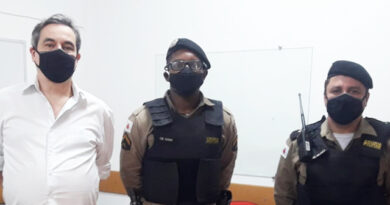 Reunião entre a PM e Amoran prevê a volta de atividades presenciais com a comunidade Reunião entre a PM e Amoran prevê a volta de atividades presenciais com a comunidade