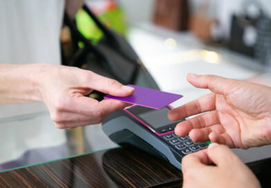 Em vez de vilão, o cartão de crédito pode se tornar um forte aliado das suas finanças
